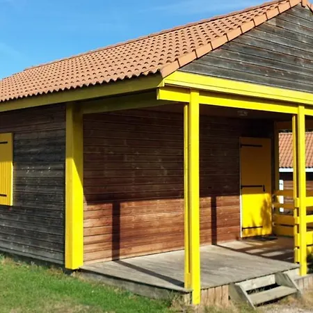 Chalet Ancolie Pour 6 Prix Semaine 木屋 Blavignac